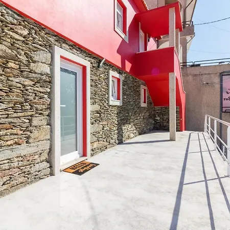 Red House Douro River Marina Hotel Gondomar (Porto)