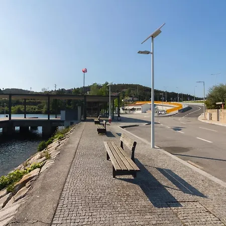 Red House Douro River Marina Gondomar (Porto)